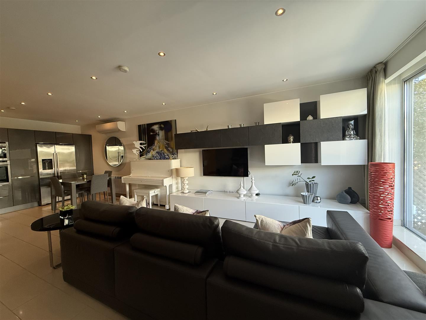 Image of Apartment - 2 Bedrooms - 2 Bathrooms for Rental in Ocean Village-Gibraltar, Image 4